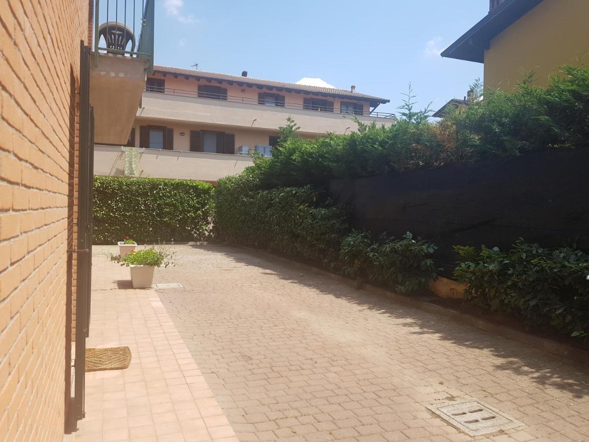 מלון Trivolzio La Quercia Fiorita מראה חיצוני תמונה